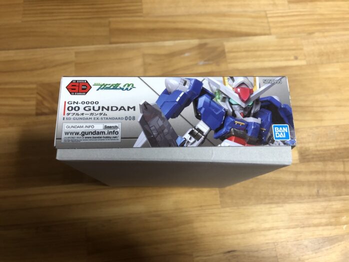 EXSTダブルオーガンダムパッケージ前横